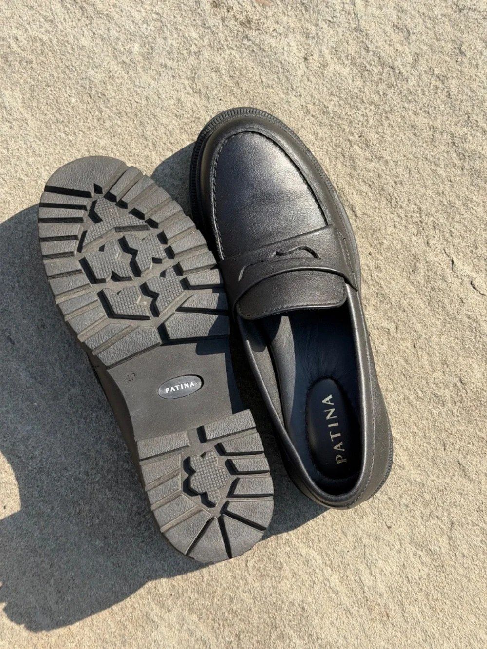 Leather penny loafers with lug soles (Patina, Size 9, EU 40)